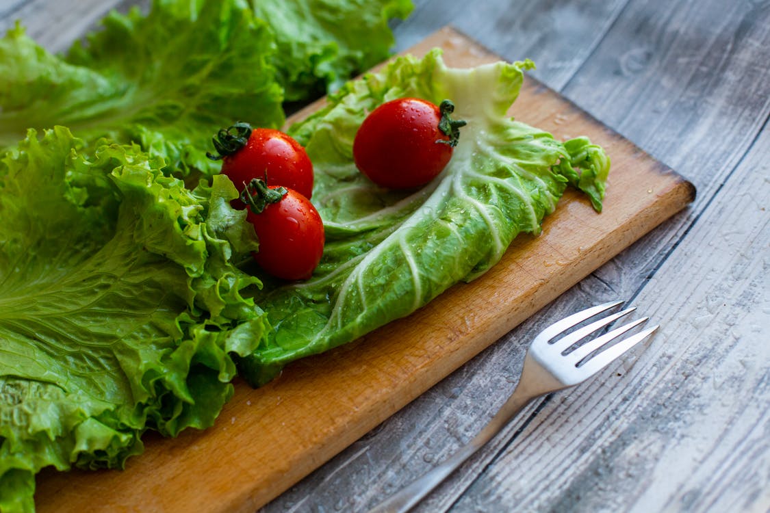 Bổ sung nhiều rau xanh trong bữa ăn để góp phần ngăn ngừa bệnh tiến triển nhanh